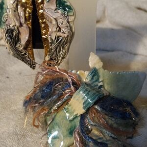 Not new,vintage artistic green& gold signed large pin yarn detail & pierced ears